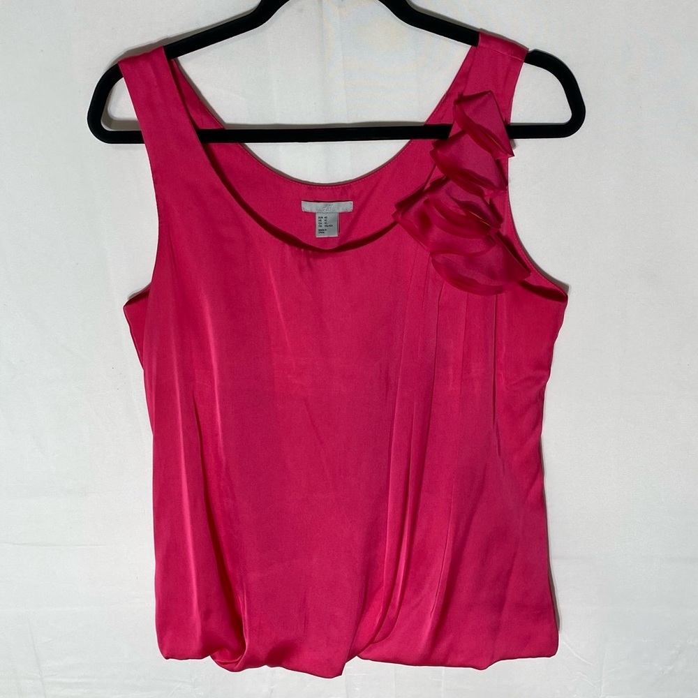 H&M Magenta Pink Satin Sleeveless Bubble Hem Tank Top Blouse W Floral Detail 10